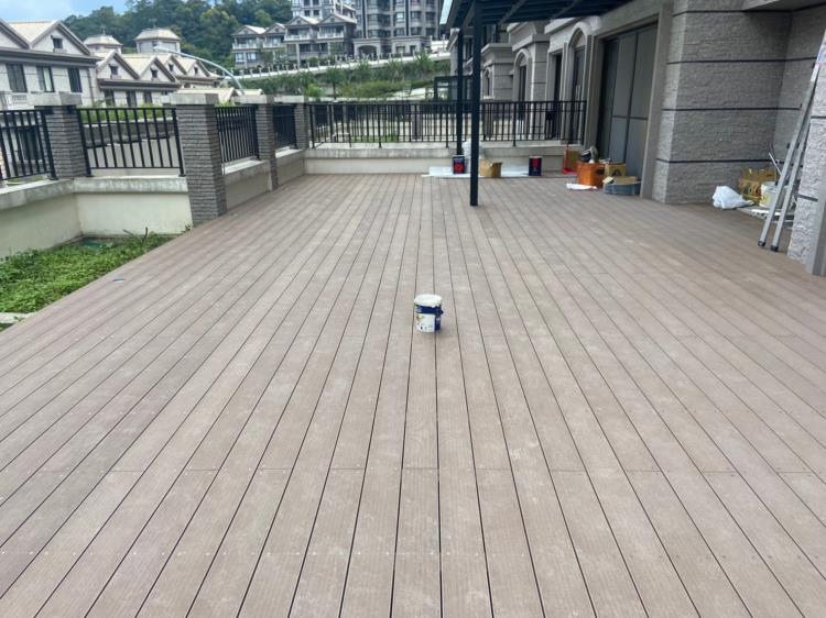 木塑地板，讓戶外場景煥發(fā)新生！